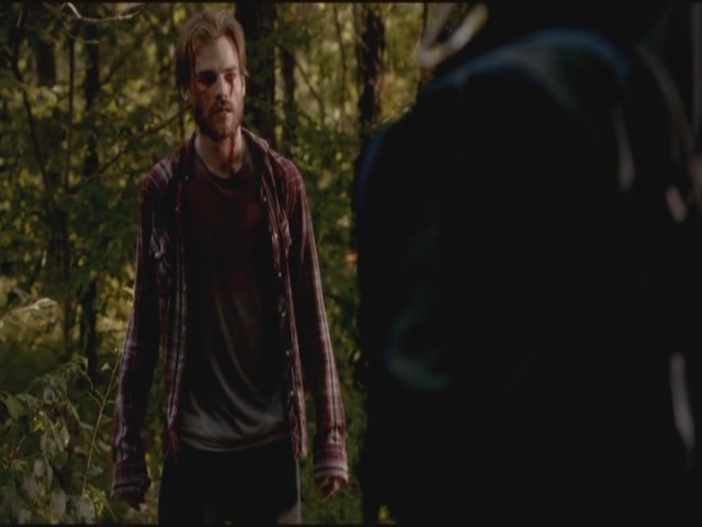 VampireDiariesWorld-dot-org-TVD_3x02TheHybrid3401.jpg