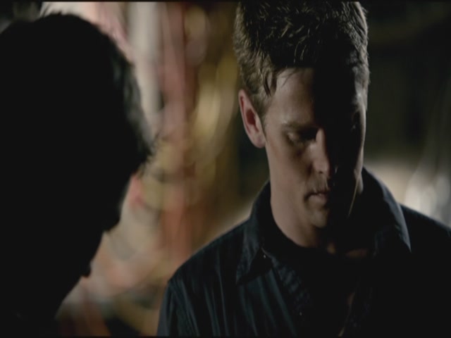 VampireDiariesWorld-dot-org-TVD_3x02TheHybrid3457.jpg