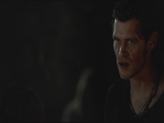 VampireDiariesWorld-dot-org-TVD_3x02TheHybrid3589.jpg