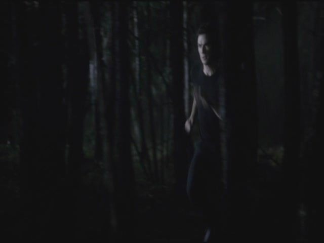 VampireDiariesWorld-dot-org-TVD_3x02TheHybrid3592.jpg