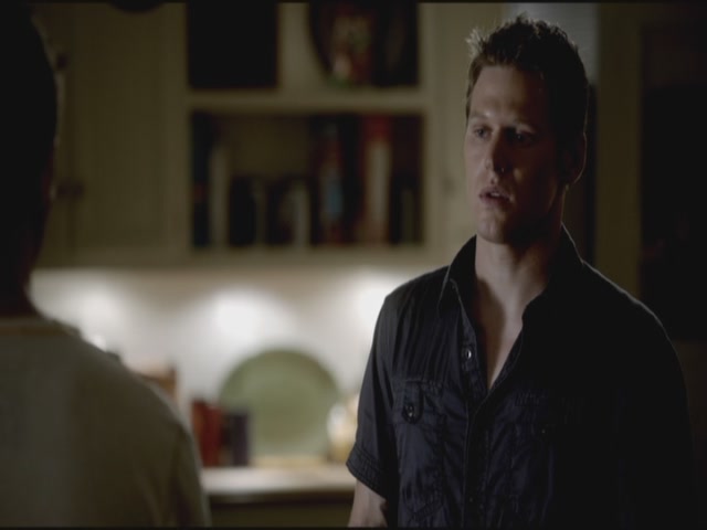 VampireDiariesWorld-dot-org-TVD_3x02TheHybrid3927.jpg