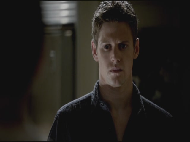 VampireDiariesWorld-dot-org-TVD_3x02TheHybrid3955.jpg