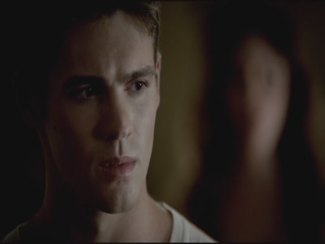 VampireDiariesWorld-dot-org-TVD_3x02TheHybrid3975.jpg