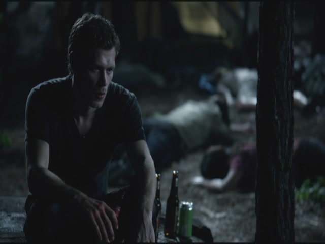 VampireDiariesWorld-dot-org-TVD_3x02TheHybrid4033.jpg