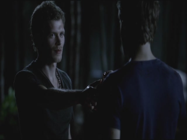 VampireDiariesWorld-dot-org-TVD_3x02TheHybrid4162.jpg