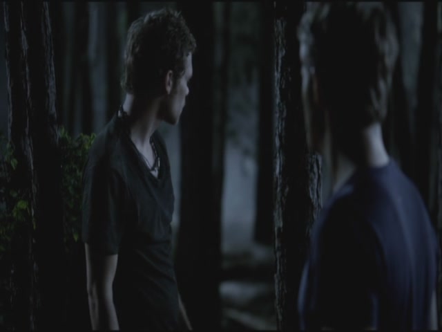 VampireDiariesWorld-dot-org-TVD_3x02TheHybrid4183.jpg