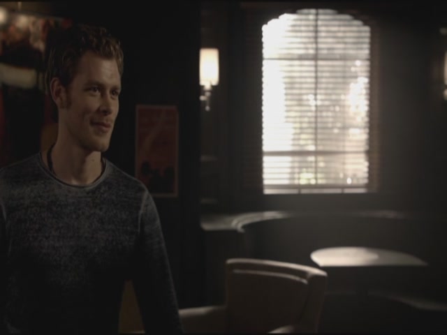 VampireDiariesWorld-dot-org-TVD_3x03TheEndOfTheAffair0501.jpg