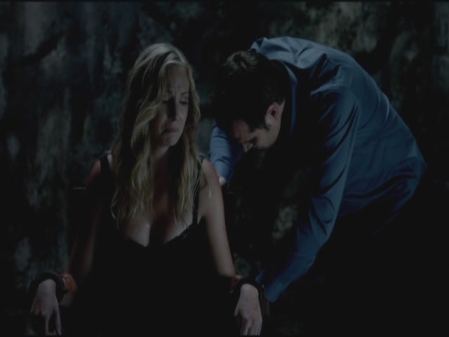 VampireDiariesWorld-dot-org-TVD_3x03TheEndOfTheAffair0650.jpg