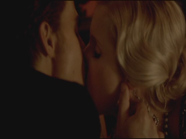 VampireDiariesWorld-dot-org-TVD_3x03TheEndOfTheAffair0788.jpg