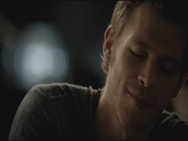 VampireDiariesWorld-dot-org-TVD_3x03TheEndOfTheAffair1305.jpg