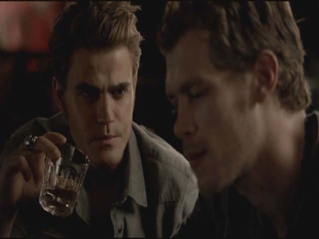 VampireDiariesWorld-dot-org-TVD_3x03TheEndOfTheAffair1657.jpg