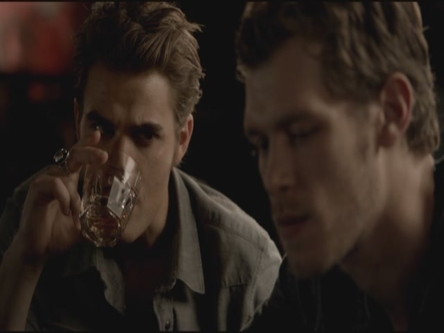 VampireDiariesWorld-dot-org-TVD_3x03TheEndOfTheAffair1658.jpg