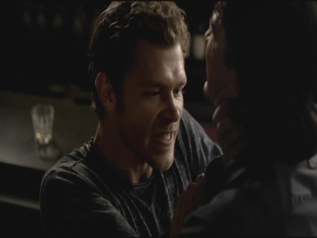 VampireDiariesWorld-dot-org-TVD_3x03TheEndOfTheAffair1801.jpg