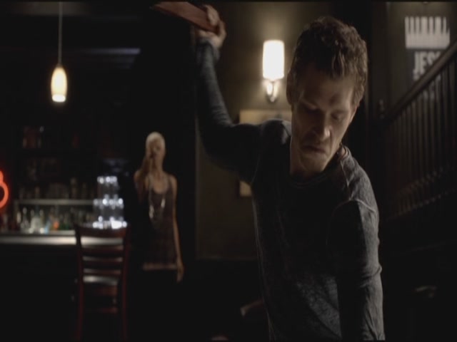 VampireDiariesWorld-dot-org-TVD_3x03TheEndOfTheAffair1816.jpg