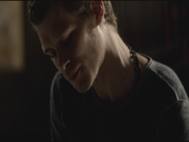 VampireDiariesWorld-dot-org-TVD_3x03TheEndOfTheAffair1823.jpg