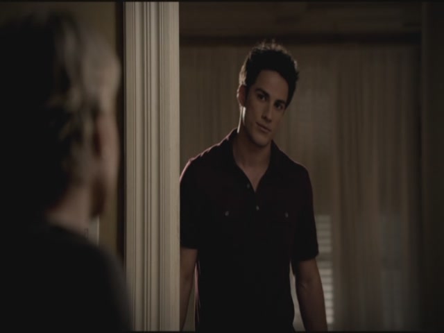 VampireDiariesWorld-dot-org-TVD_3x03TheEndOfTheAffair1950.jpg