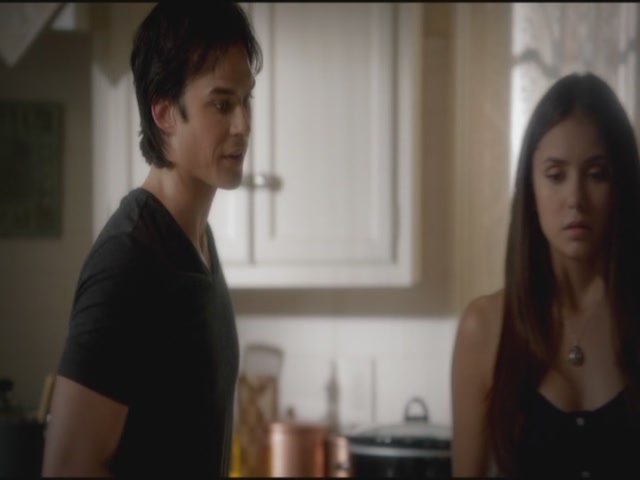 VampireDiariesWorld-dot-org-TVD_3x04DisturbingBehavior0107.jpg