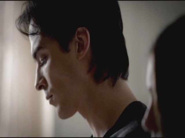 VampireDiariesWorld-dot-org-TVD_3x04DisturbingBehavior0119.jpg