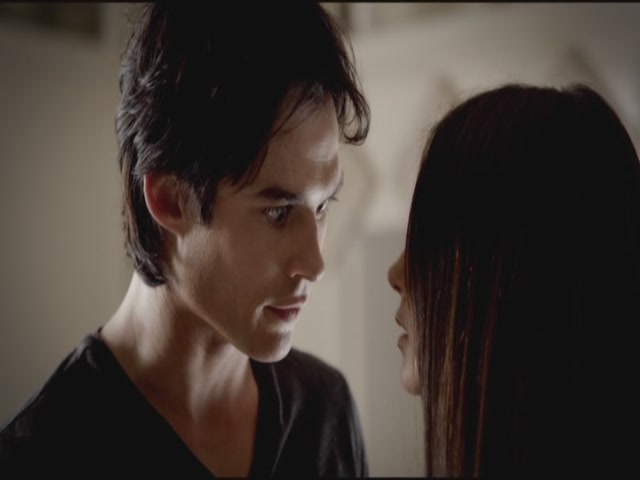 VampireDiariesWorld-dot-org-TVD_3x04DisturbingBehavior0133.jpg