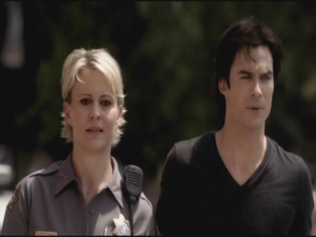 VampireDiariesWorld-dot-org-TVD_3x04DisturbingBehavior0333.jpg