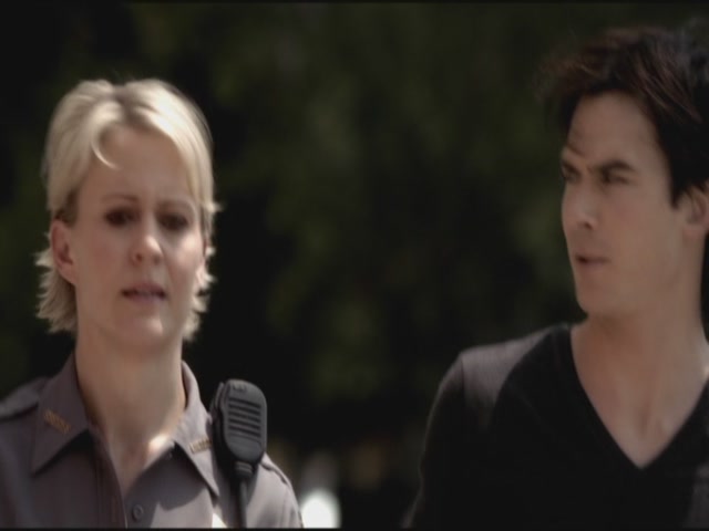 VampireDiariesWorld-dot-org-TVD_3x04DisturbingBehavior0334.jpg