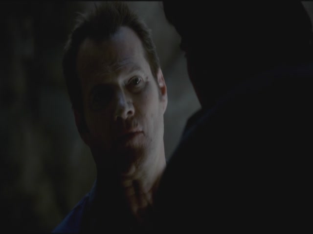 VampireDiariesWorld-dot-org-TVD_3x04DisturbingBehavior0369.jpg