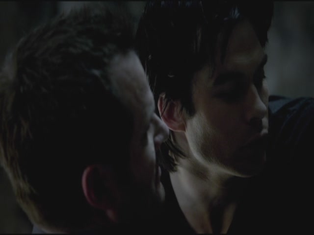 VampireDiariesWorld-dot-org-TVD_3x04DisturbingBehavior0381.jpg