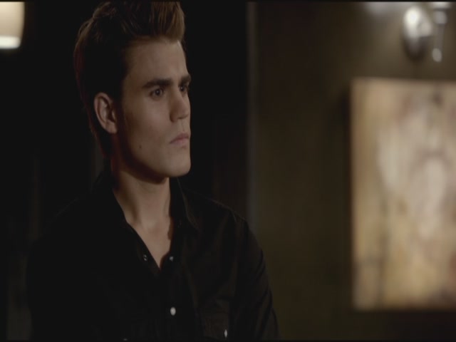 VampireDiariesWorld-dot-org-TVD_3x04DisturbingBehavior0512.jpg