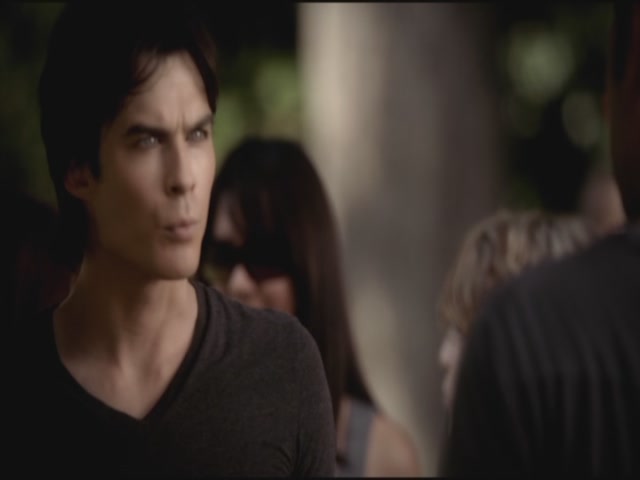 VampireDiariesWorld-dot-org-TVD_3x04DisturbingBehavior0650.jpg