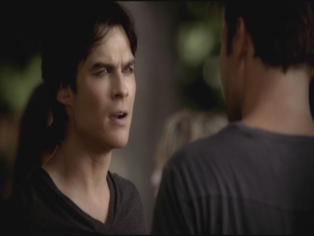 VampireDiariesWorld-dot-org-TVD_3x04DisturbingBehavior0653.jpg