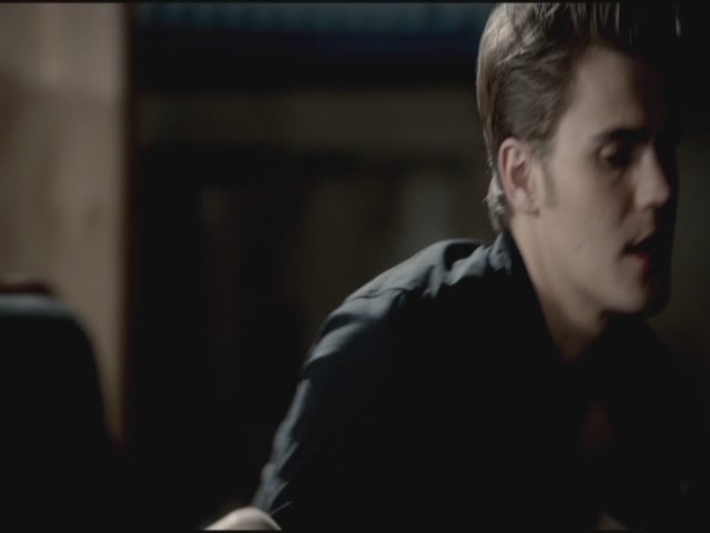 VampireDiariesWorld-dot-org-TVD_3x04DisturbingBehavior0711.jpg