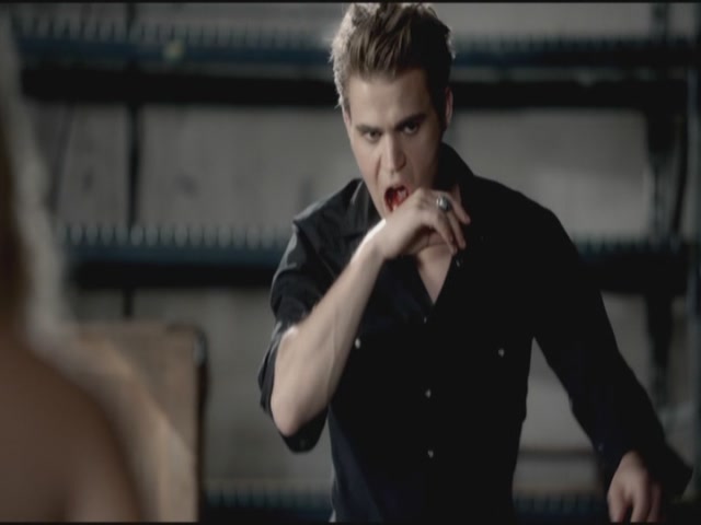 VampireDiariesWorld-dot-org-TVD_3x04DisturbingBehavior0716.jpg