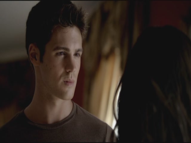 VampireDiariesWorld-dot-org-TVD_3x04DisturbingBehavior0783.jpg