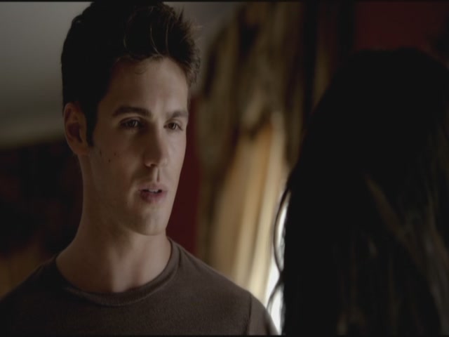 VampireDiariesWorld-dot-org-TVD_3x04DisturbingBehavior0788.jpg