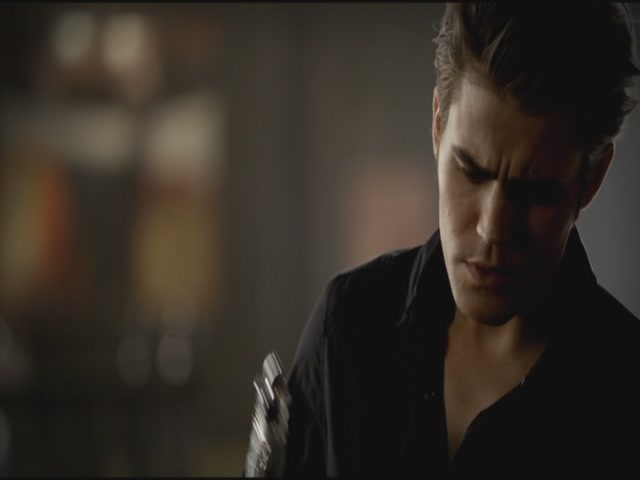 VampireDiariesWorld-dot-org-TVD_3x04DisturbingBehavior0855.jpg