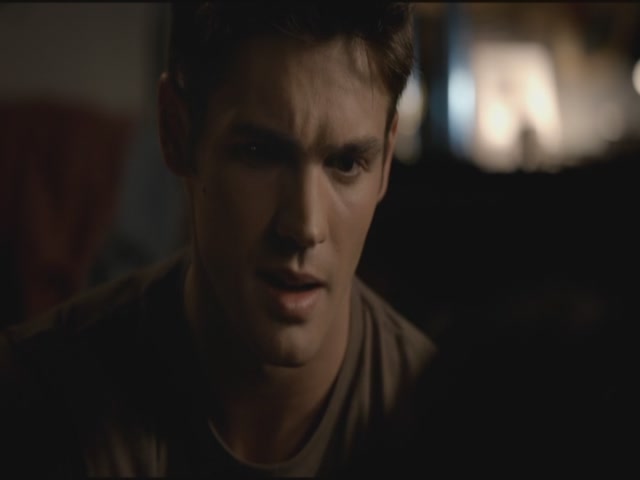 VampireDiariesWorld-dot-org-TVD_3x04DisturbingBehavior1049.jpg