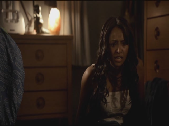 VampireDiariesWorld-dot-org-TVD_3x04DisturbingBehavior1079.jpg