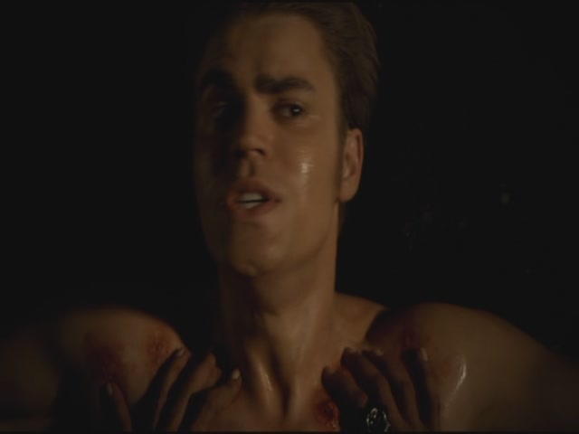 VampireDiariesWorld-dot-org-TVD_3x04DisturbingBehavior1118.jpg