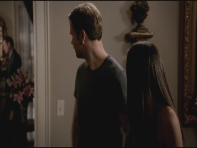 VampireDiariesWorld-dot-org-TVD_3x04DisturbingBehavior1167.jpg