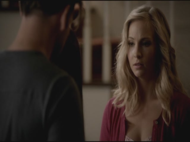 VampireDiariesWorld-dot-org-TVD_3x04DisturbingBehavior1175.jpg