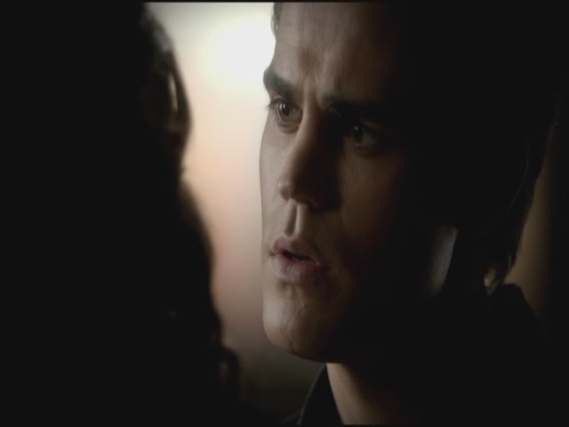 VampireDiariesWorld-dot-org-TVD_3x04DisturbingBehavior1299.jpg