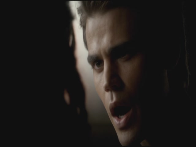 VampireDiariesWorld-dot-org-TVD_3x04DisturbingBehavior1306.jpg