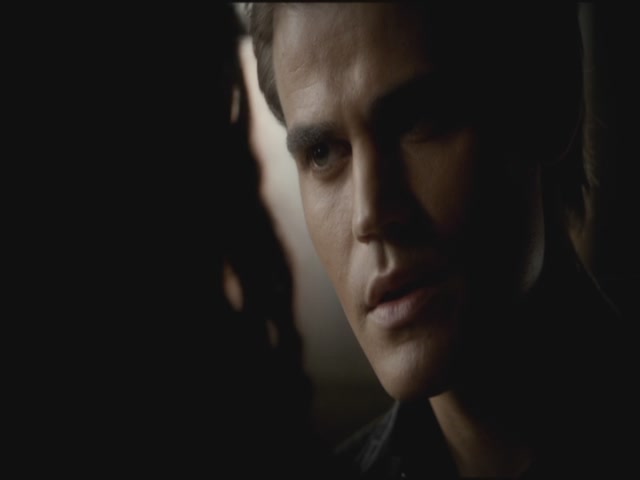 VampireDiariesWorld-dot-org-TVD_3x04DisturbingBehavior1312.jpg