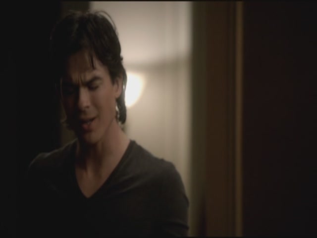 VampireDiariesWorld-dot-org-TVD_3x04DisturbingBehavior1458.jpg