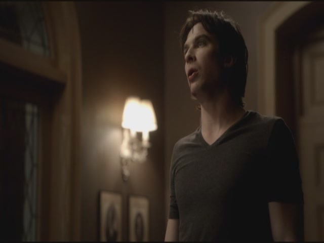 VampireDiariesWorld-dot-org-TVD_3x04DisturbingBehavior1489.jpg