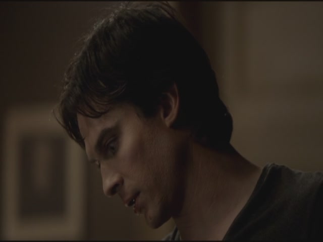 VampireDiariesWorld-dot-org-TVD_3x04DisturbingBehavior1492.jpg