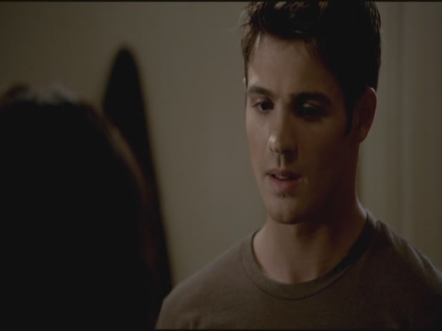 VampireDiariesWorld-dot-org-TVD_3x04DisturbingBehavior1615.jpg