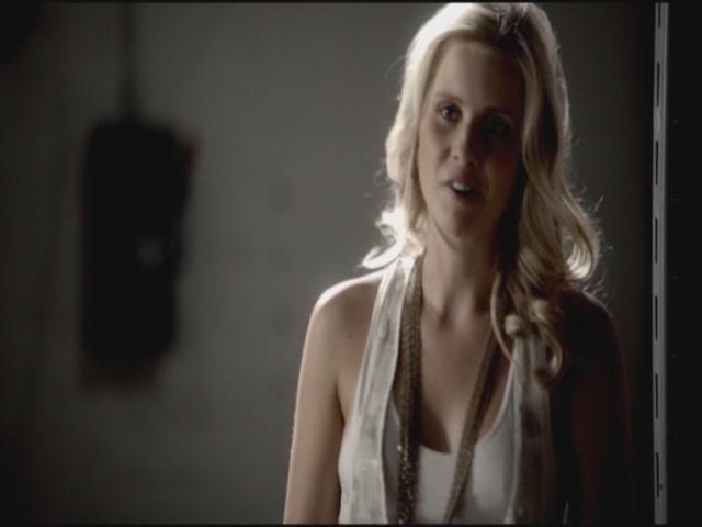 VampireDiariesWorld-dot-org-TVD_3x04DisturbingBehavior1697.jpg