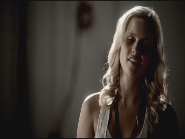 VampireDiariesWorld-dot-org-TVD_3x04DisturbingBehavior1700.jpg