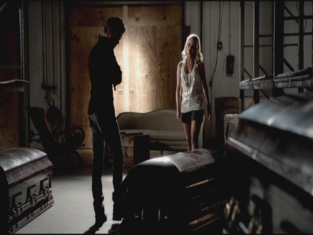 VampireDiariesWorld-dot-org-TVD_3x04DisturbingBehavior1703.jpg